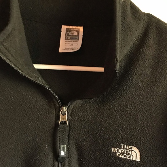 SOLD HOST PICK!The North Face Quarter Zip Pullover - Picture 3 of 5